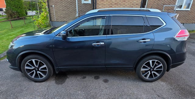 Nissan X-Trail 2017 – bild 2