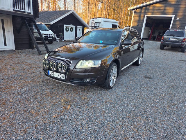 Audi A6 allroad 2011