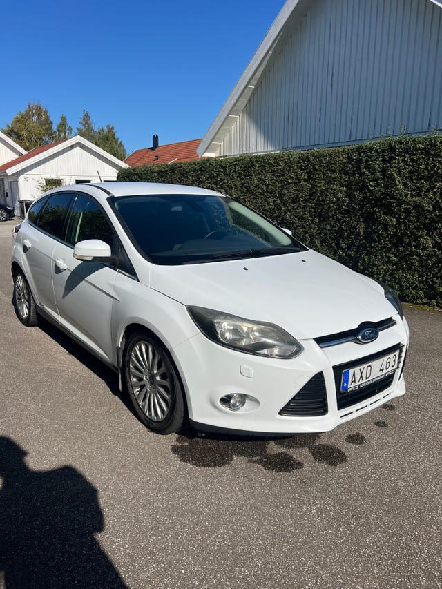 Ford Focus 2011 – bild 2