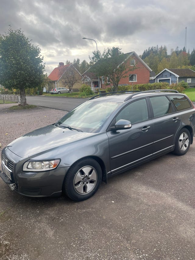 Volvo V50 2011
