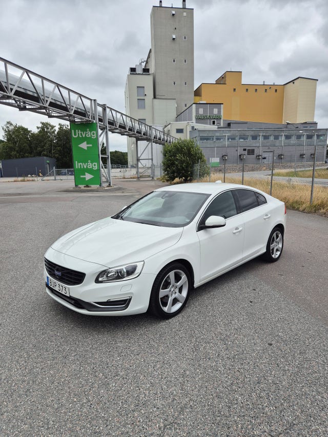 Volvo S60 2014
