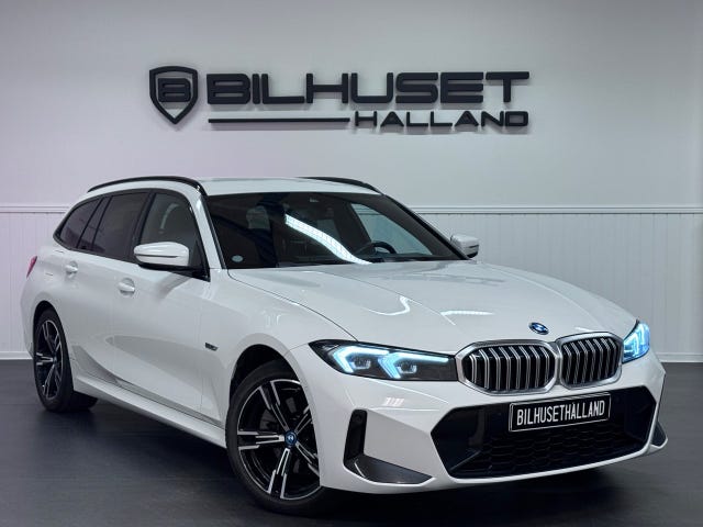 BMW 330e 2023