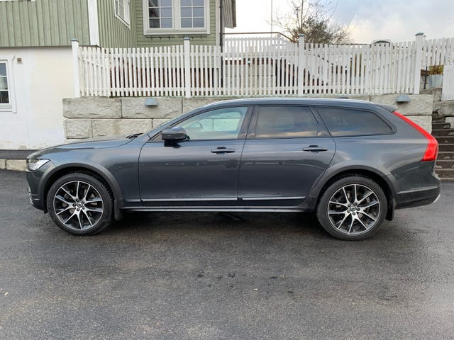 Volvo V90 Cross Country 2017