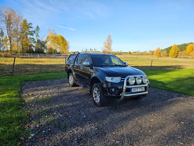 Mitsubishi L200 2015