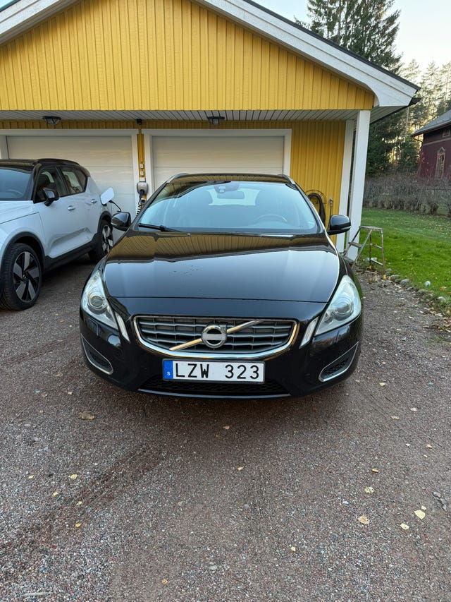 Volvo V60 2012 – bild 2