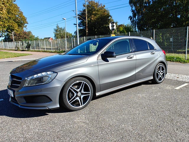 Mercedes-Benz A180 2015