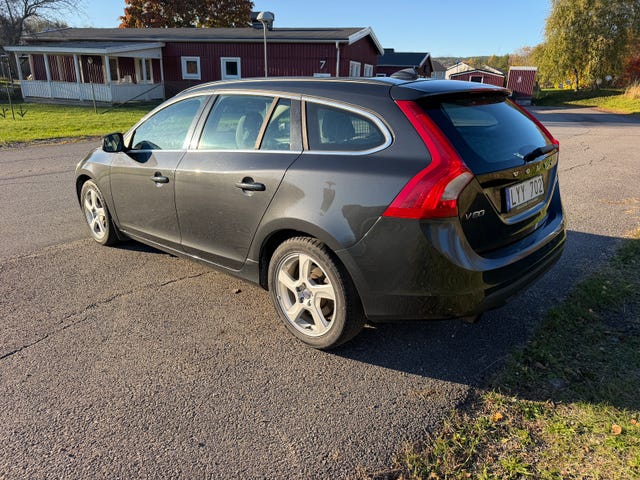Volvo V60 2012 – bild 2