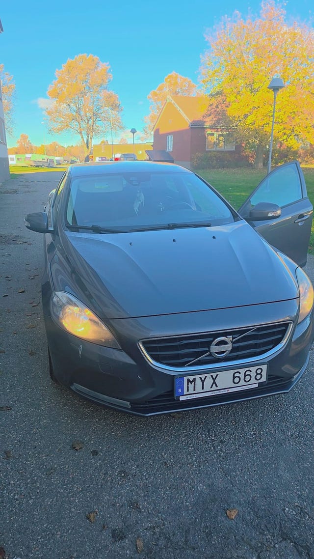 Volvo V40 2013