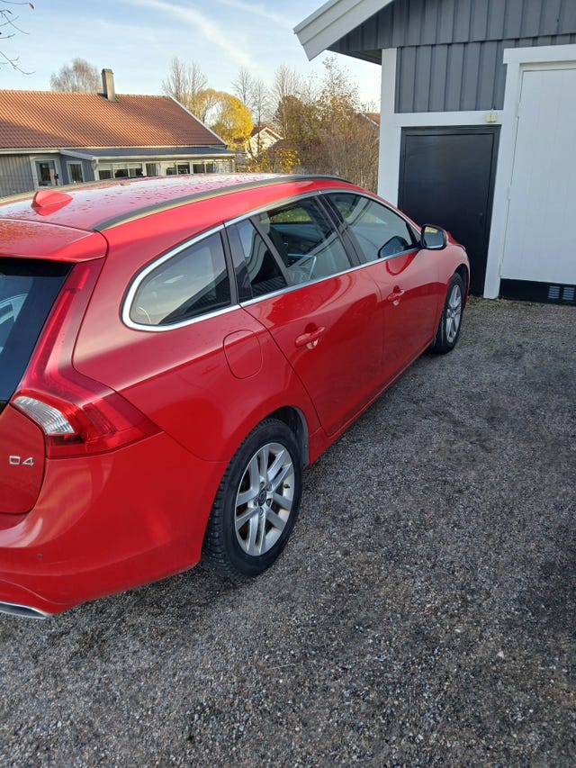 Volvo V60 2015 – bild 4