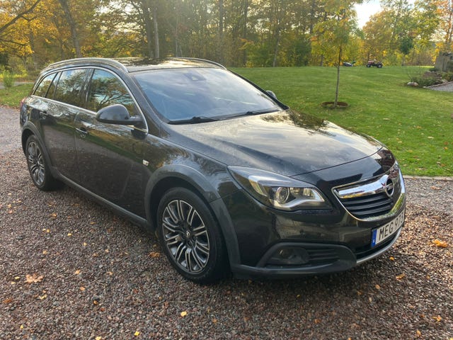 Opel Insignia Country Tourer 2016
