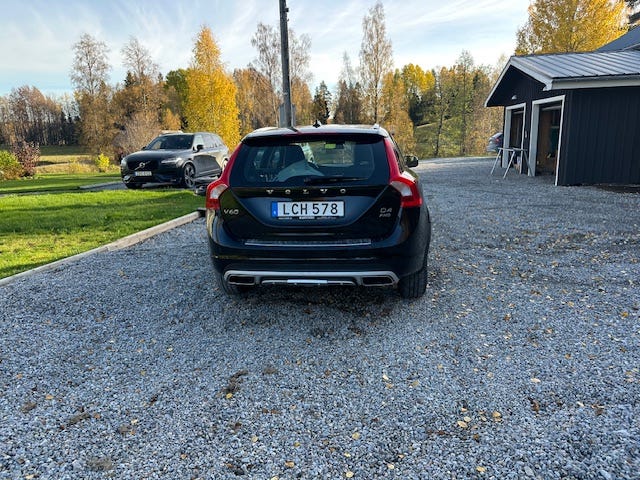 Volvo V60 Cross Country 2016 – bild 3