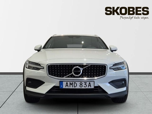 Volvo V60 Cross Country 2020 – bild 2