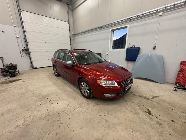 Volvo V70 2014