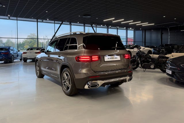 Mercedes-Benz GLB 250 2025 – bild 4