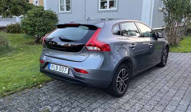 Volvo V40 2018