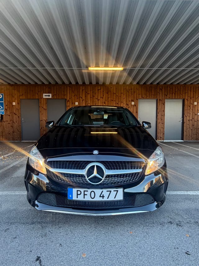 Mercedes-Benz A180 2017