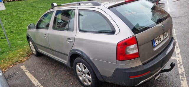 Skoda Octavia Scout 2012