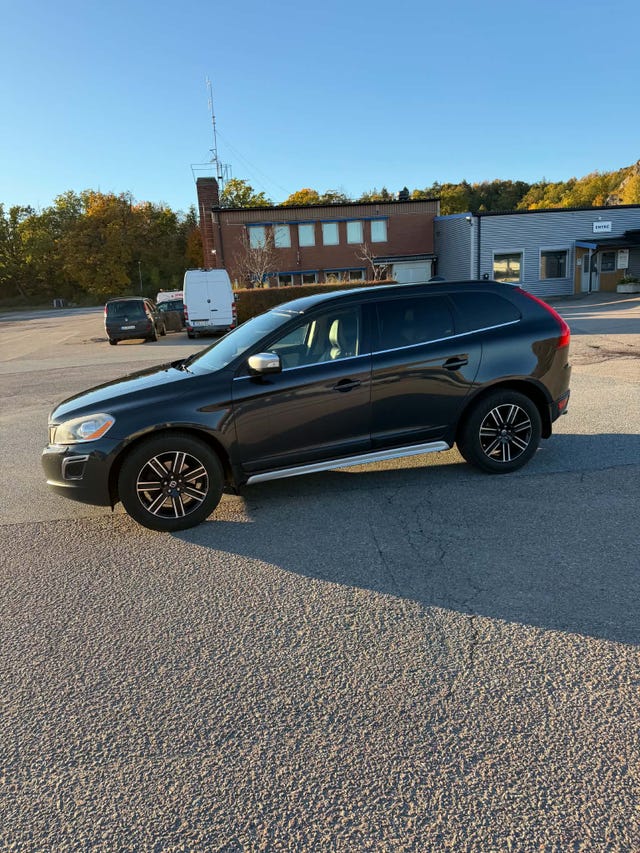 Volvo XC60 2012 – bild 2