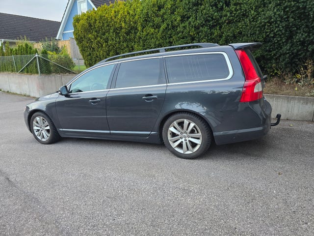 Volvo V70 2012 – bild 2