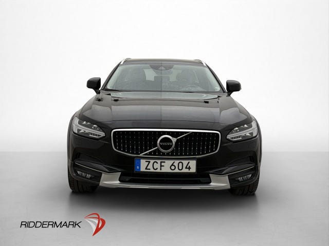 Volvo V90 Cross Country 2018 – bild 2