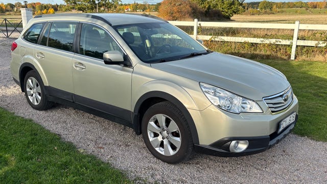 Subaru Outback 2012