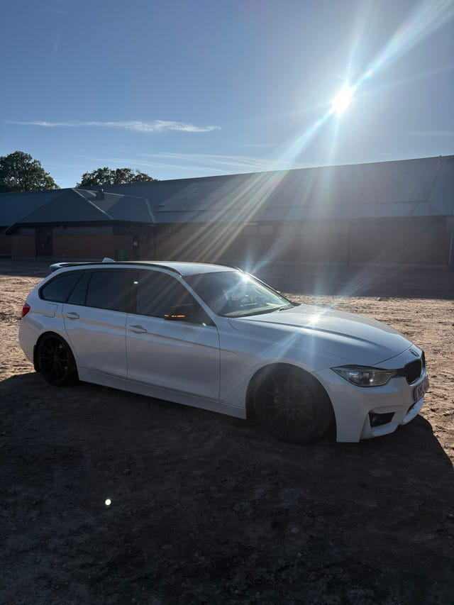 BMW 318d 2014 – bild 3