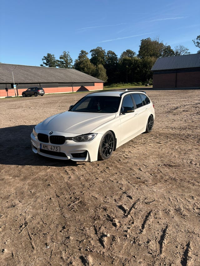 BMW 318d 2014 – bild 2