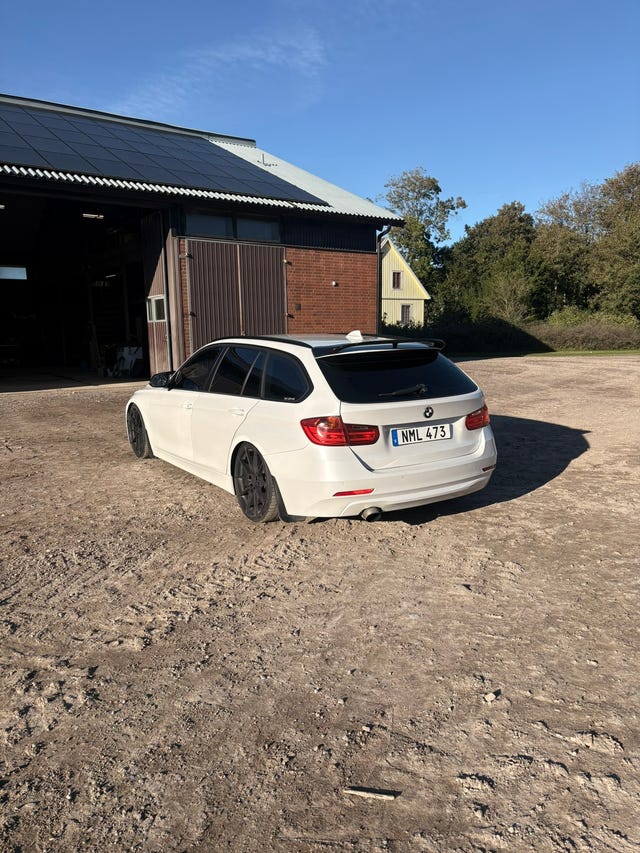 BMW 318d 2014 – bild 4