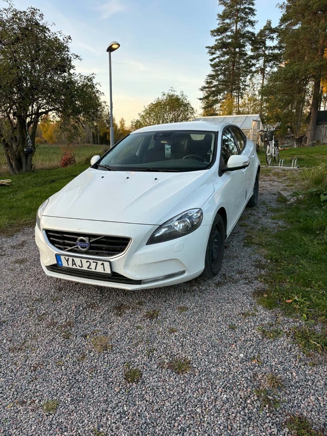Volvo V40 2016