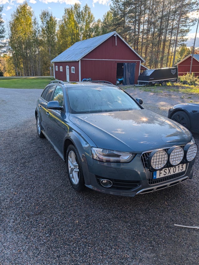 Audi A4 allroad 2016