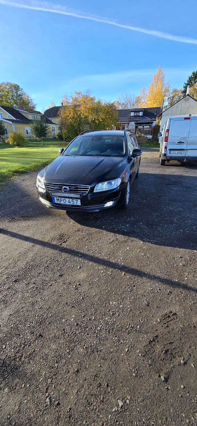 Volvo V70 2015