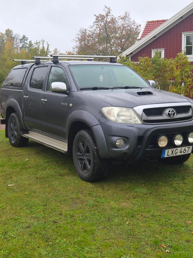 Toyota HiLux 2011