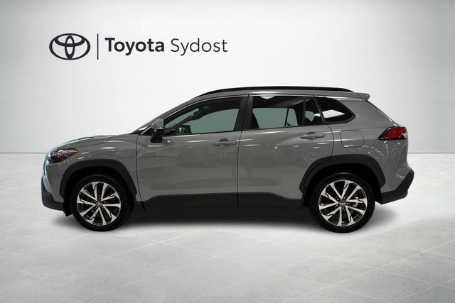 Toyota Corolla Cross 2024 – bild 3