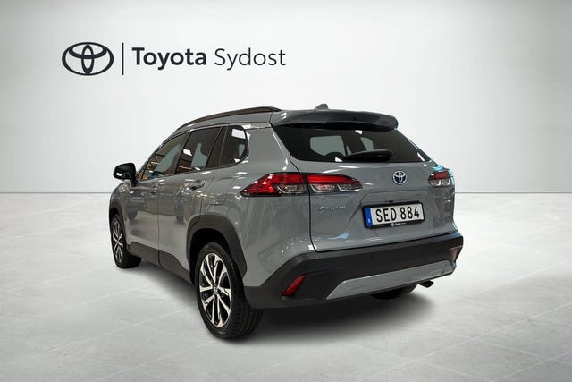 Toyota Corolla Cross 2024 – bild 2