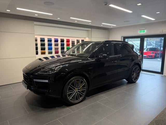 Porsche Cayenne Turbo S 2021