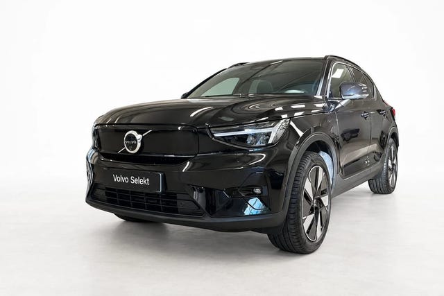 Volvo EX40 2025