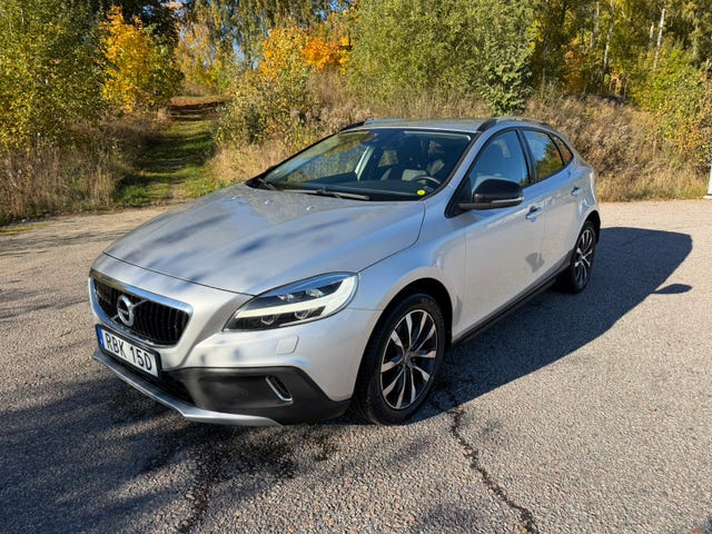 Volvo V40 Cross Country 2019