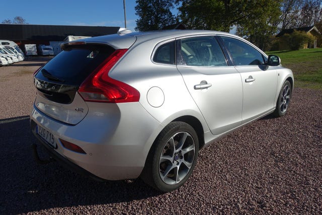 Volvo V40 2016 – bild 2