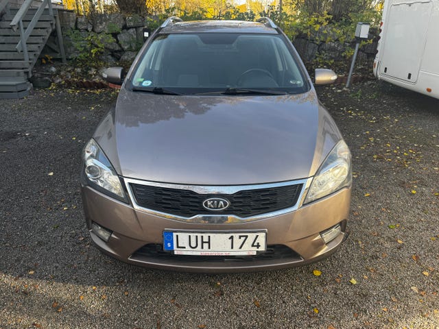 Kia Ceed 2012