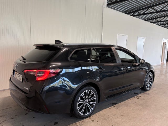 Toyota Corolla 2019 – bild 3