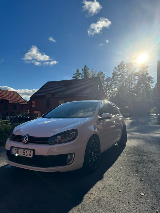 Volkswagen Golf VI 2011