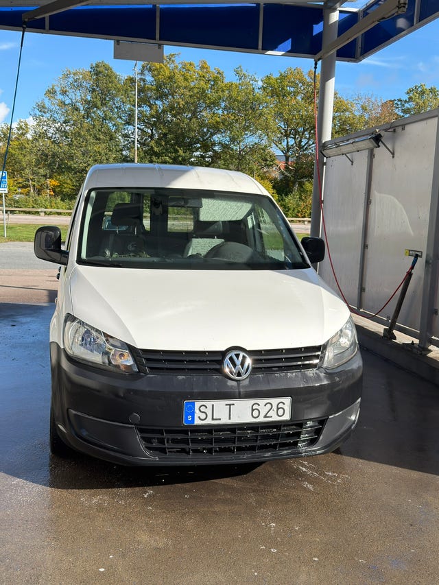 Volkswagen Caddy 2011