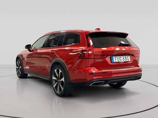 Volvo V60 Cross Country 2019 – bild 3