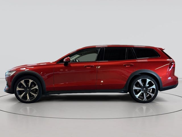 Volvo V60 Cross Country 2019 – bild 2