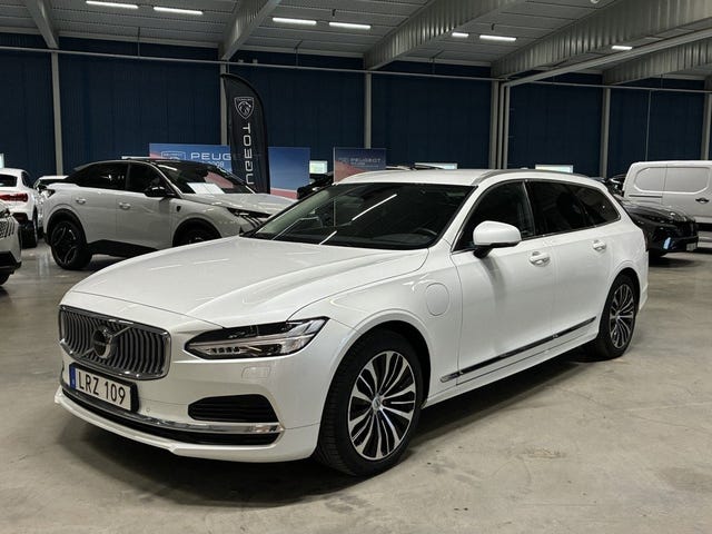 Volvo V90 2024