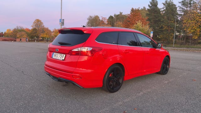 Ford Focus 2014 – bild 3