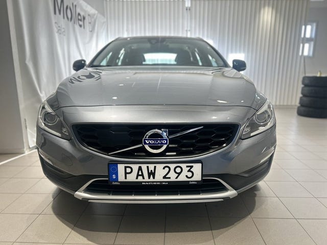 Volvo V60 Cross Country 2017 – bild 2