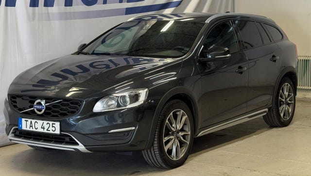 Volvo V60 Cross Country 2017