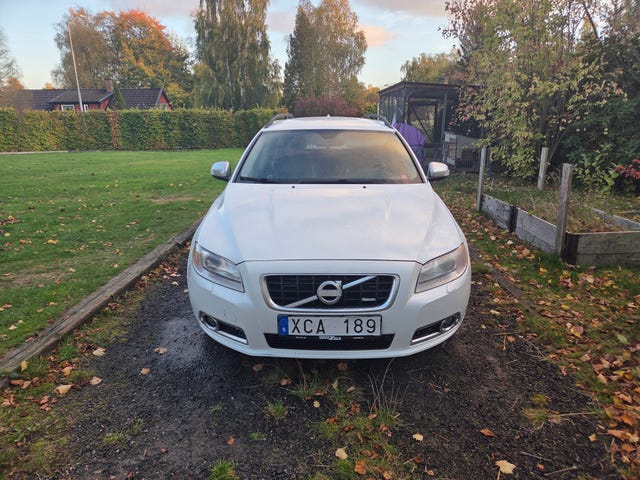 Volvo V70 2011