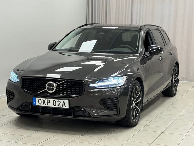 Volvo V60 2025